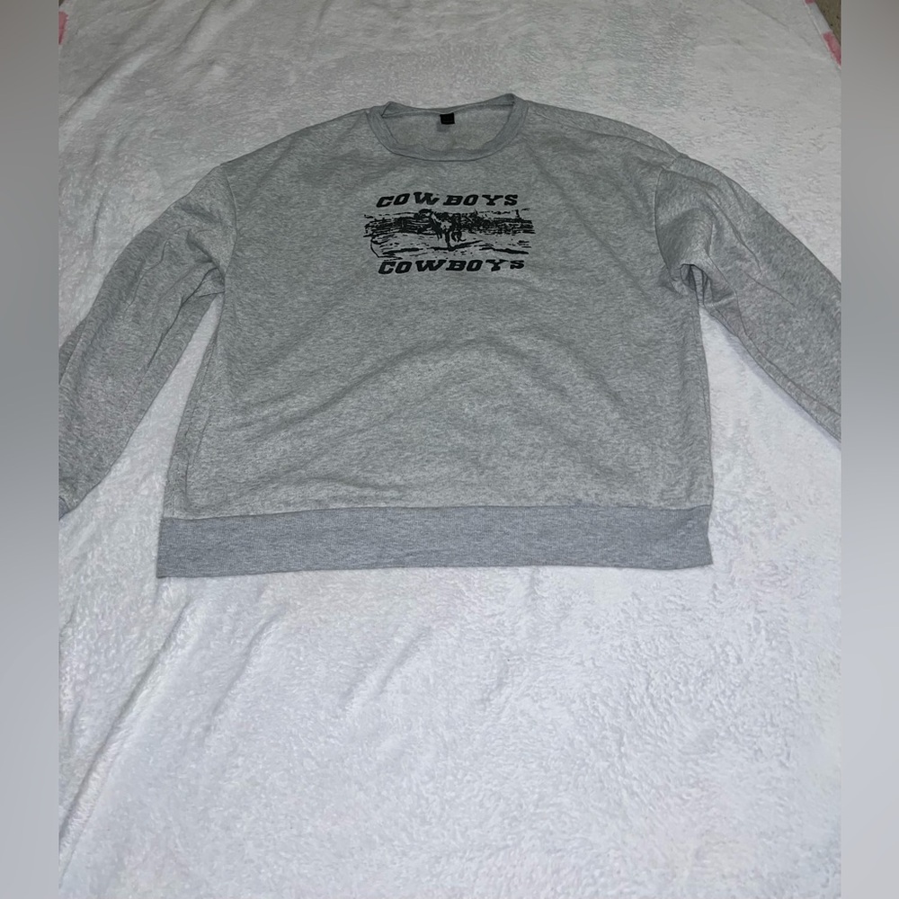 Grey and black cowboys sweatshirt